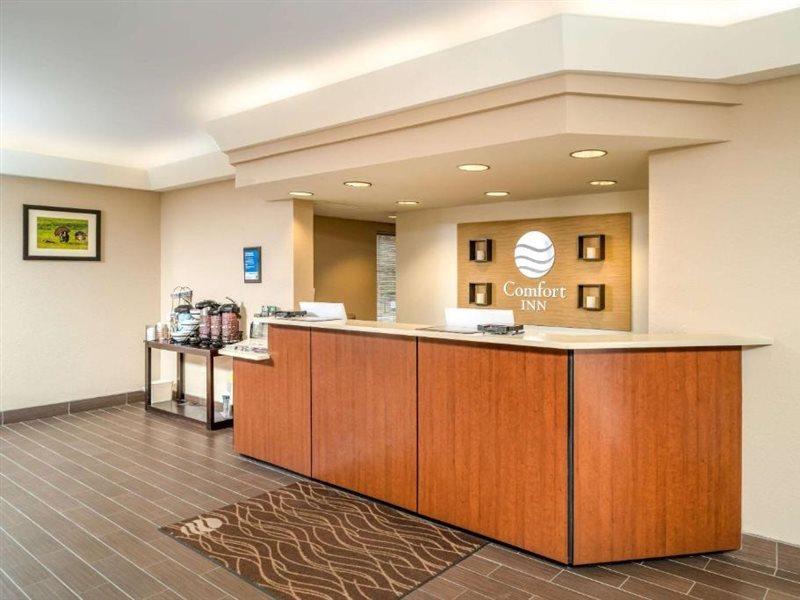 Comfort Inn & Suites Grundy Extérieur photo