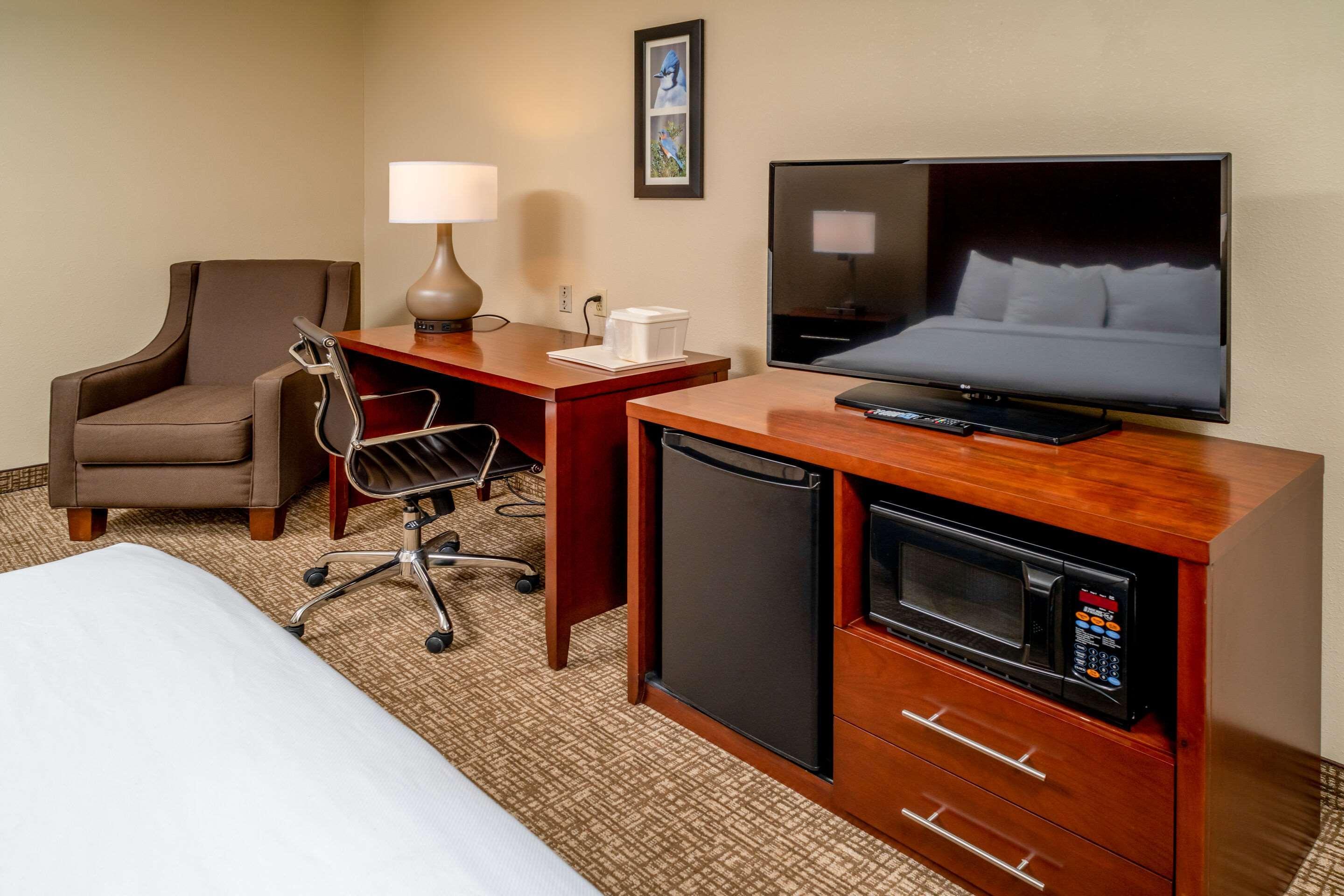 Comfort Inn & Suites Grundy Extérieur photo
