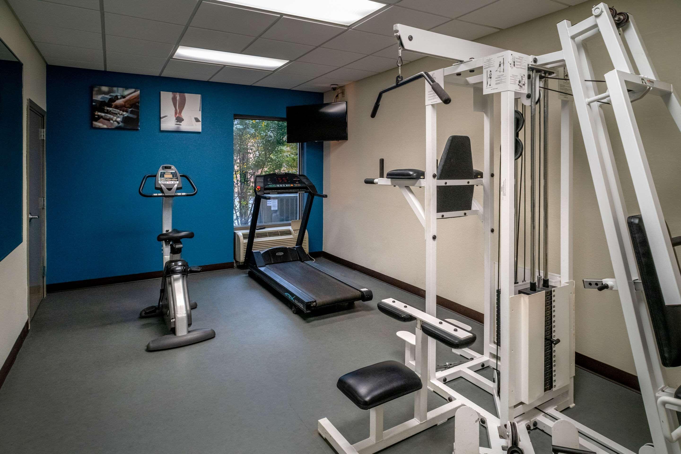 Comfort Inn & Suites Grundy Extérieur photo